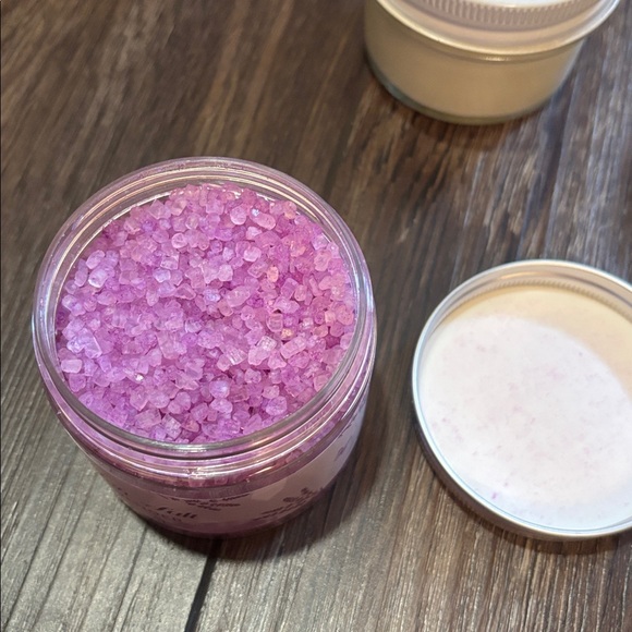 Lavender Bath Set - Picture 6 of 7